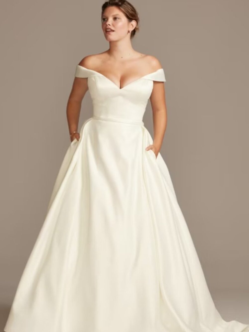 David's Bridal Wedding Gown, Size 20W Ivory NWT Never tried on